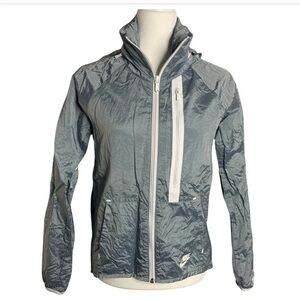 Nike Tech Aeroshield Windbreaker Jacket M Grey Running Hooded Pockets Zip 51PE